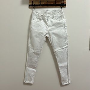 Kensie Effortless Ankle White Jeans - Size 6 / 28